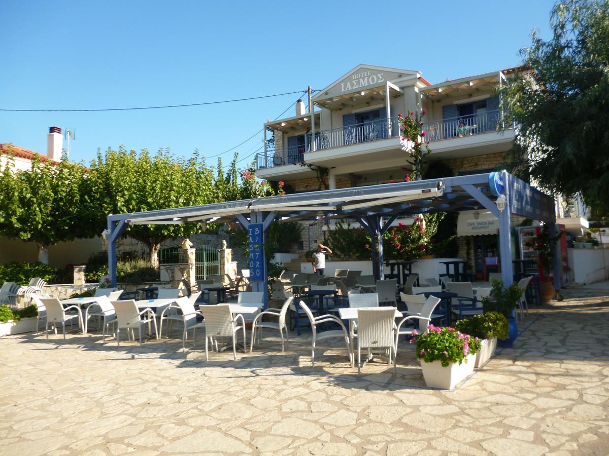 Boutique Hotel Iasmos Trizonía Buitenkant foto